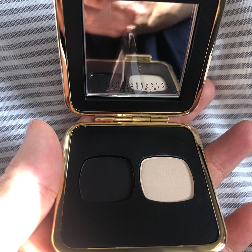 Victoria Beckham eye matte duo eyeshadow